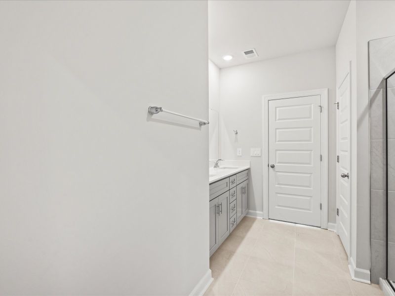 Welcome to the Sydney floorplan at Creek Ridge - Heritage Collection.