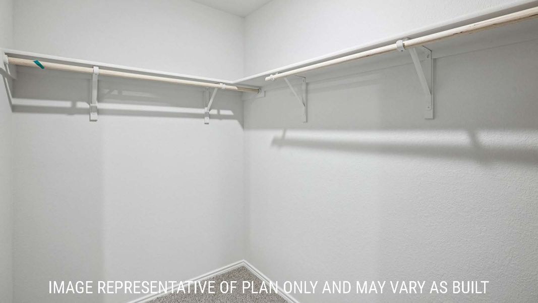 Representative unfurnished interior of a home built from the Barton by D.R. Horton in Pecan Creek, Temple (Image 20).