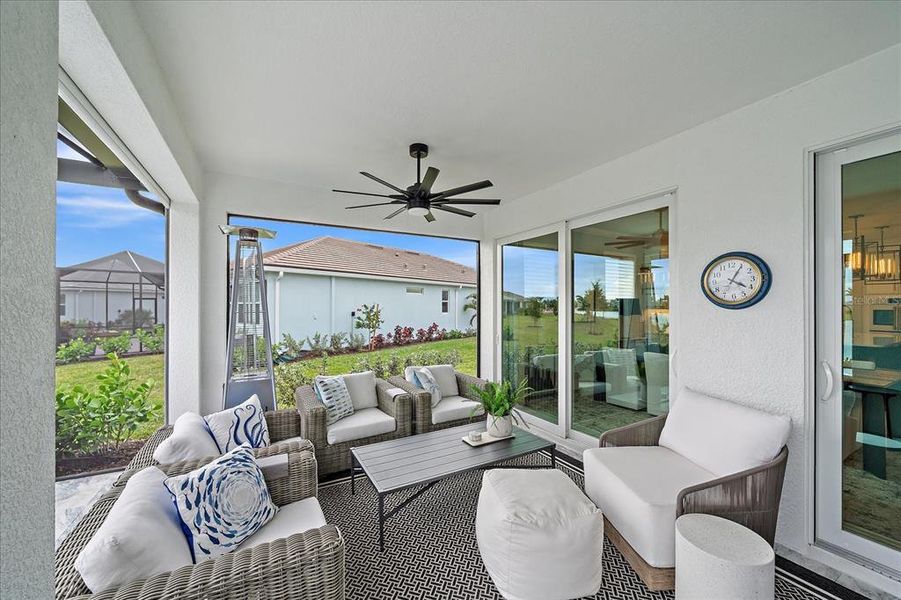 Exterior details and patio area of a home in , Venice (Image 4).