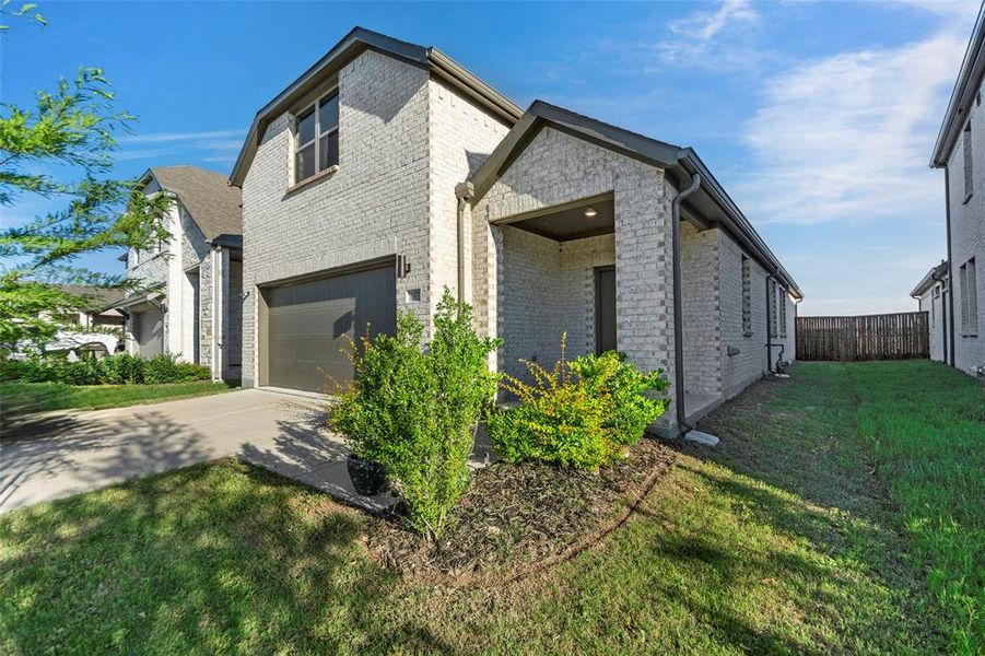 Corner view of your new home! Corner view of your new home!
