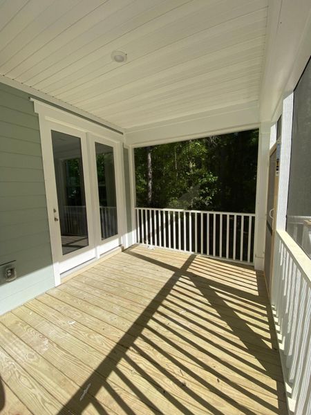 Exterior details and patio area of a home in Waterloo Estates, Johns Island (Image 20).