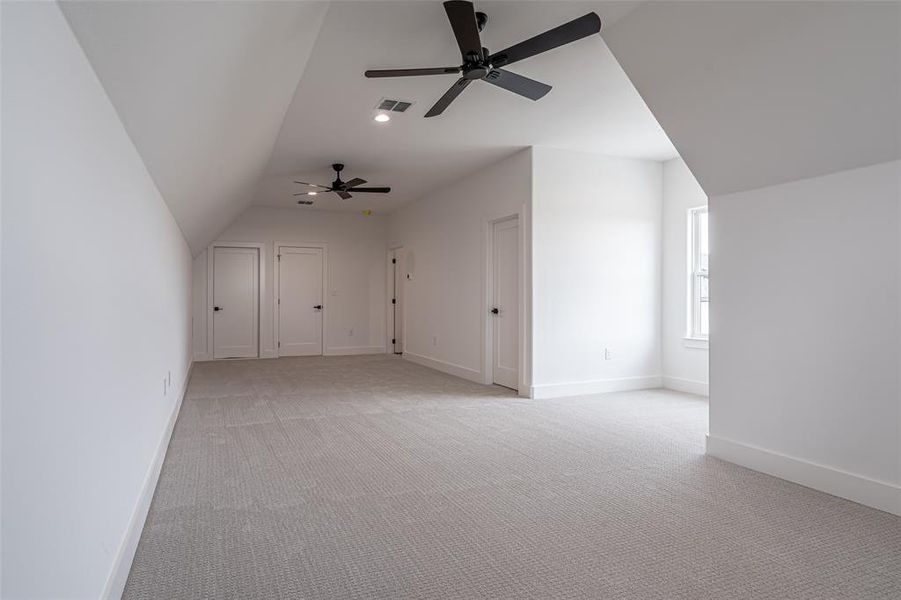 Spacious, unfurnished interior of a new home in , Granbury (Image 32). Spacious, unfurnished interior of a new home in , Granbury (Image 32).