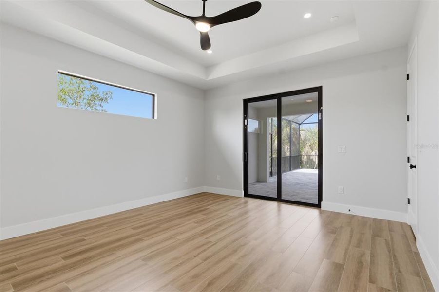 Spacious, unfurnished interior of a new home in , Port Charlotte (Image 49).