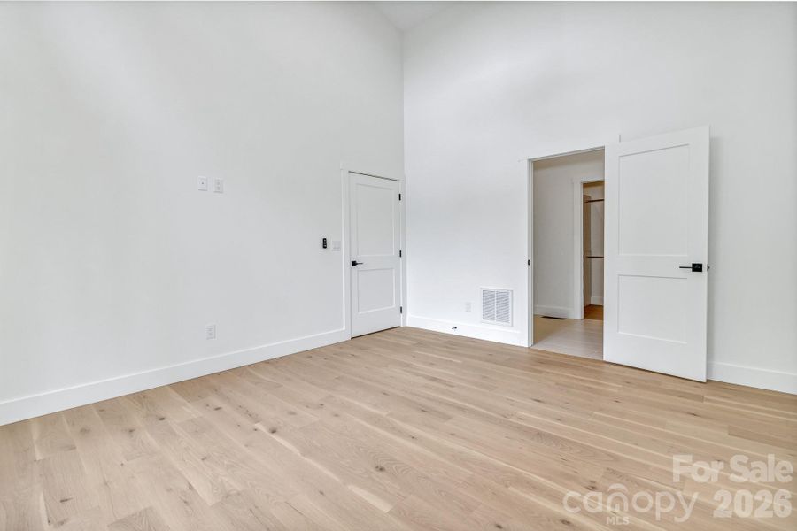 Spacious, unfurnished interior of a new home in , Maggie Valley (Image 17). Spacious, unfurnished interior of a new home in , Maggie Valley (Image 17).