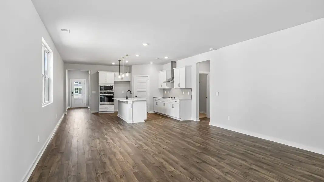 Spacious, unfurnished interior of a new home in Reserve at Hickory Ridge, Columbia (Image 34).