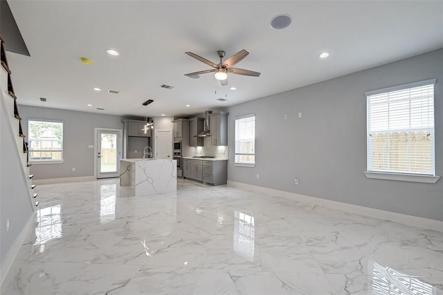 Image 9 of a home in .