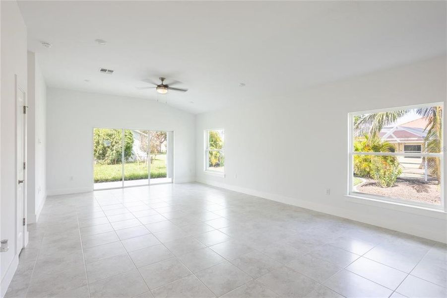 Spacious, unfurnished interior of a new home in , Port Charlotte (Image 25).