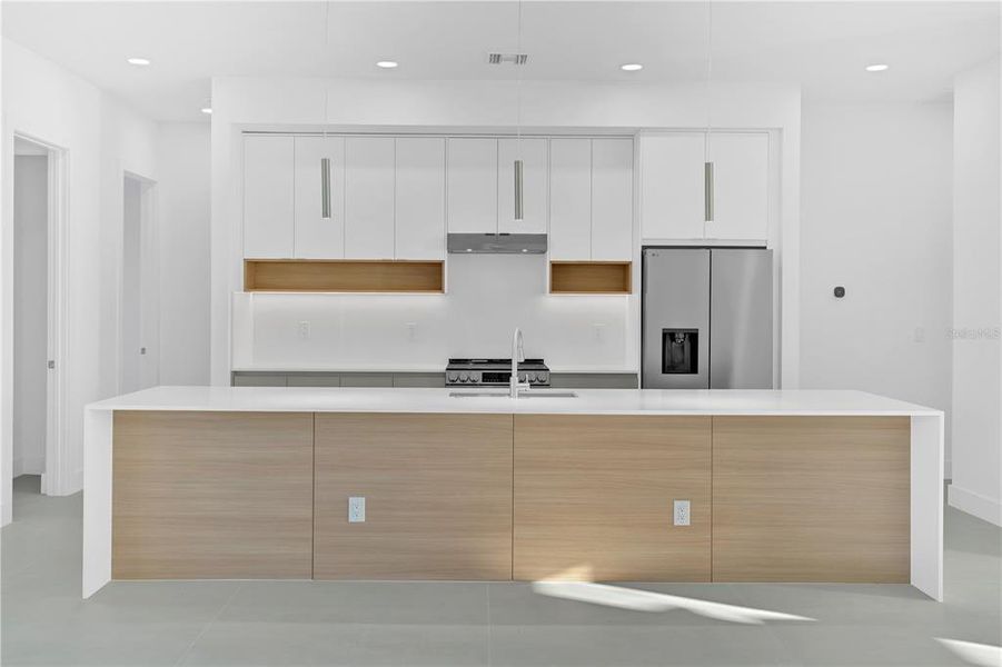 Furnished interior view inside a new home in , Port Charlotte (Image 6).