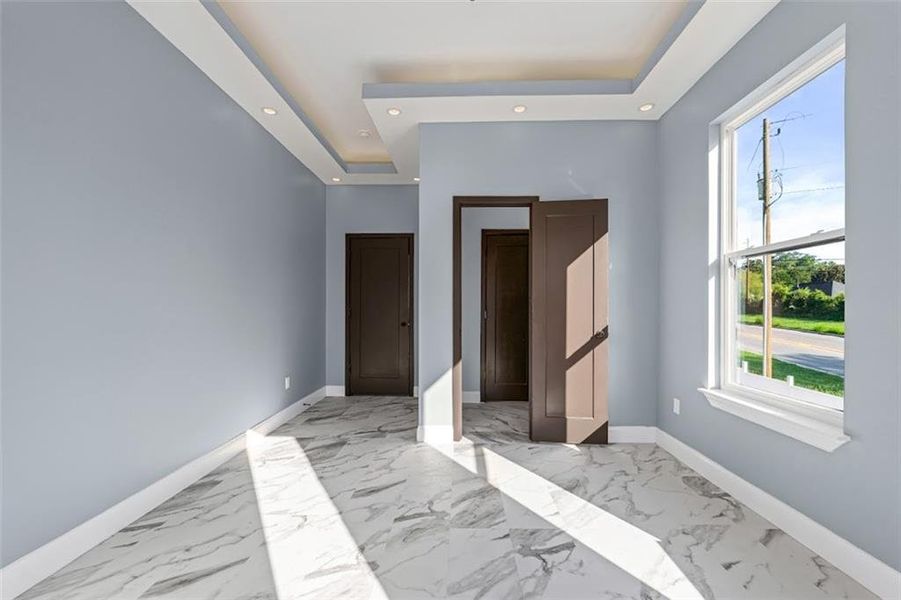 Spacious, unfurnished interior of a new home in , Grayson (Image 37).