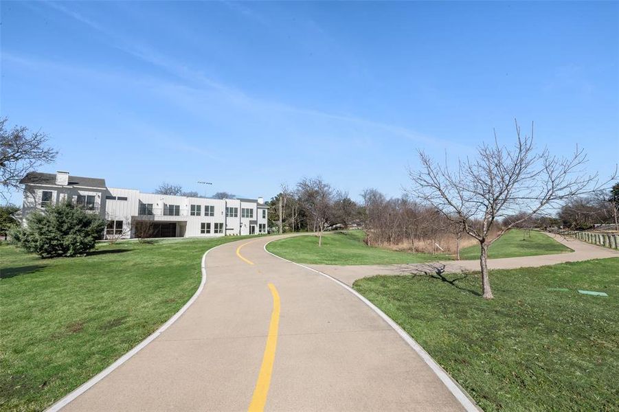 Image 23 of a home in .