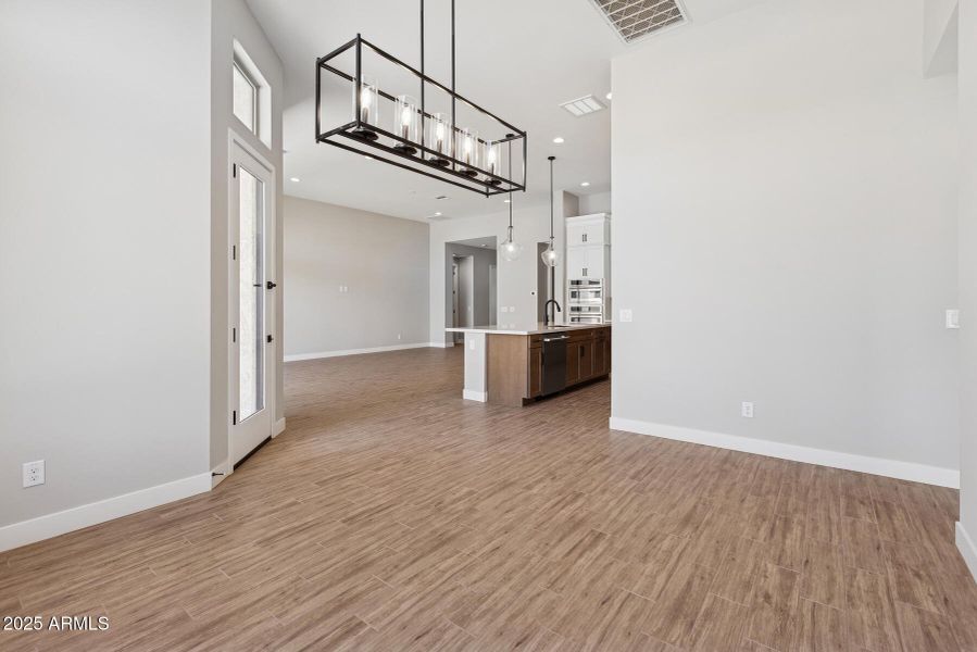 L53-HDR011 L53-HDR011