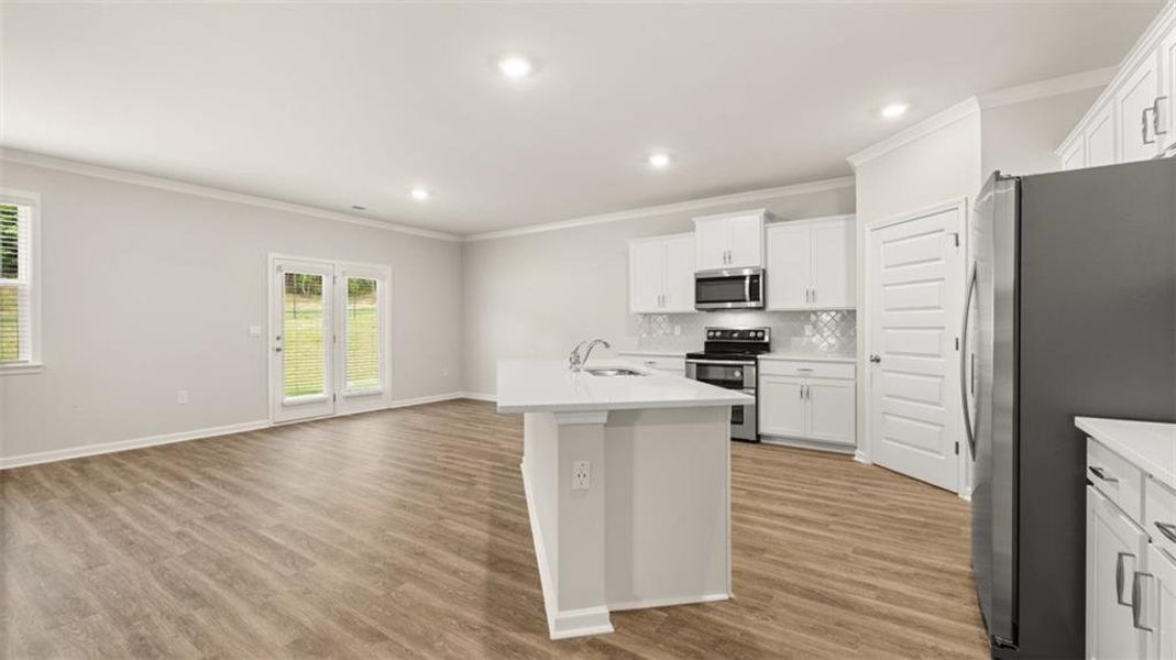 Furnished interior view inside a new home in Kingston Ranch at Lake Oconee, Buckhead (Image 13).
