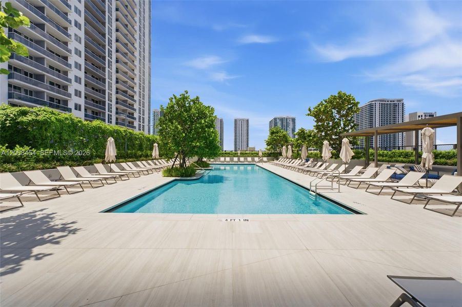Condo located in Miami, FL showcasing its design and architecture (Image 33). Condo located in Miami, FL showcasing its design and architecture (Image 33).