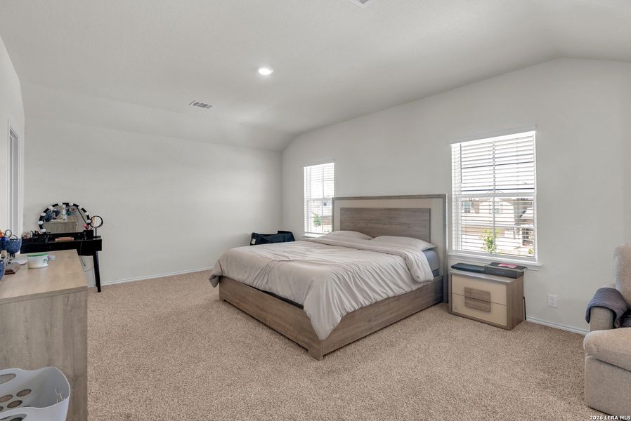 Furnished interior view inside a new home in Langdon, San Antonio (Image 22).