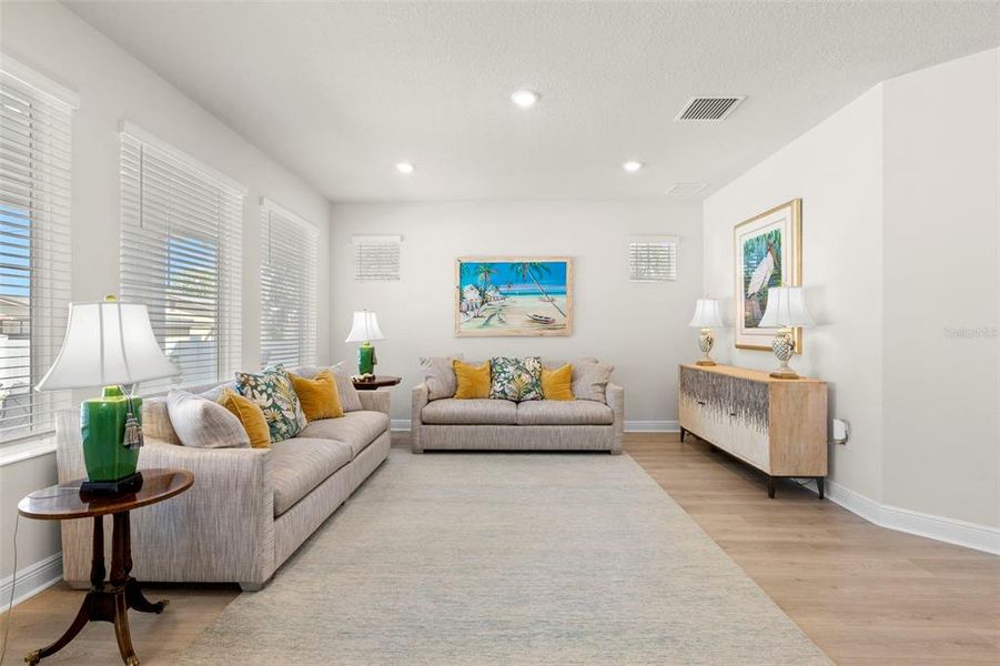 Furnished interior view inside a new home in , St. Petersburg (Image 33).