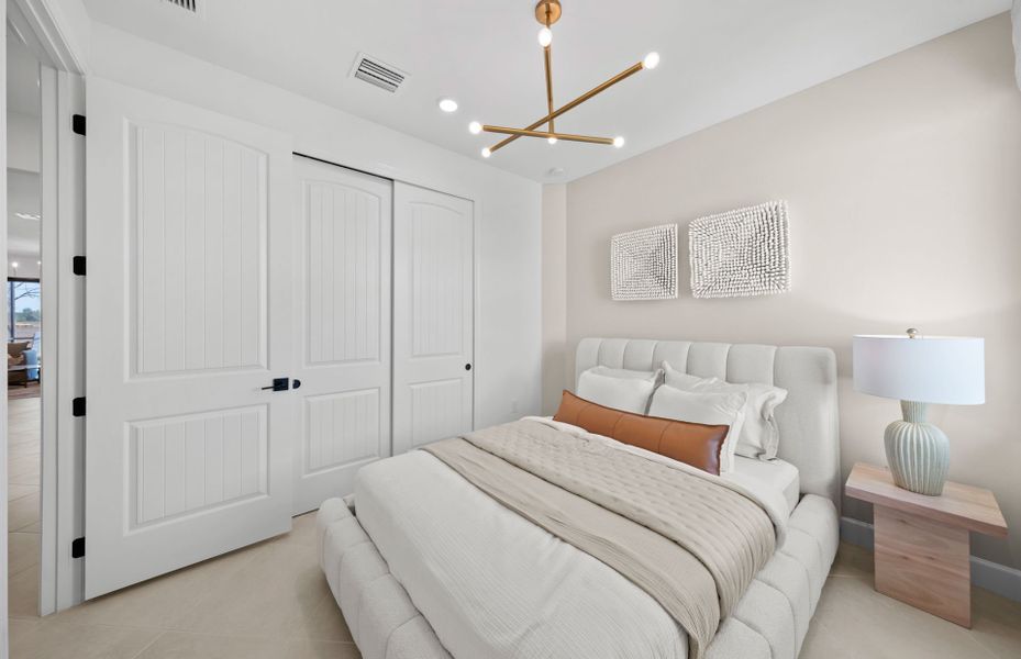 Furnished interior view inside a new home in Del Webb Catalina, Lakewood Ranch (Image 13).