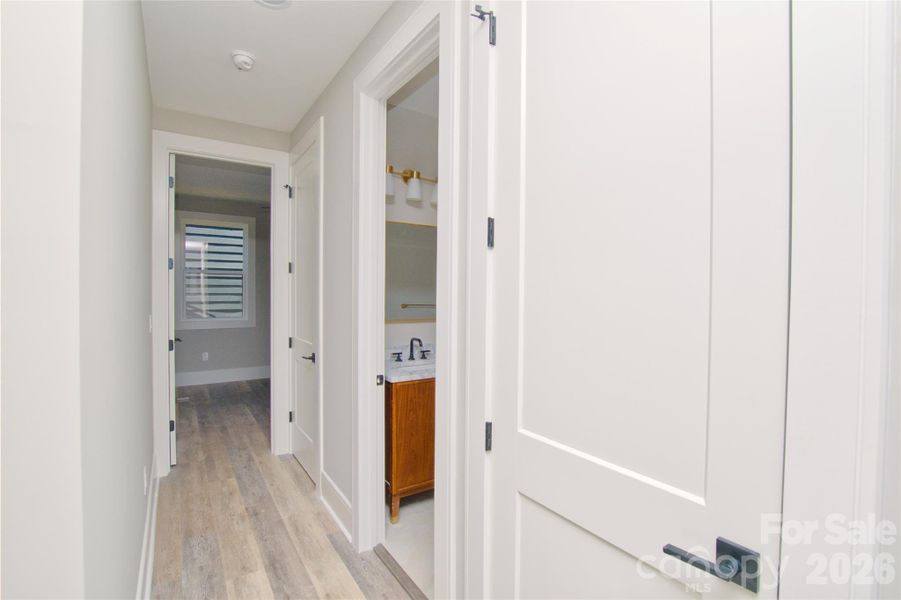 Spacious, unfurnished interior of a new home in , Charlotte (Image 14).