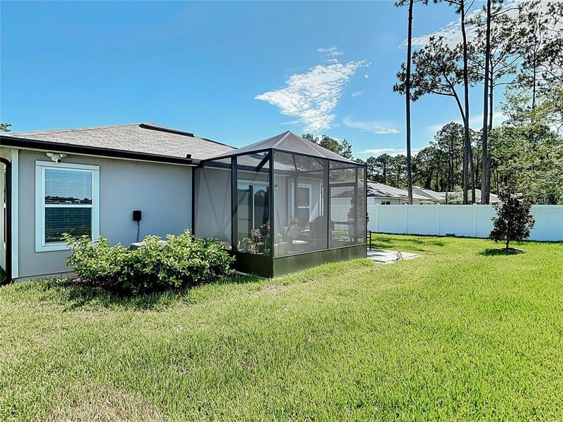 Exterior details of a home in Palm Coast Homesites, Palm Coast (Image 5).