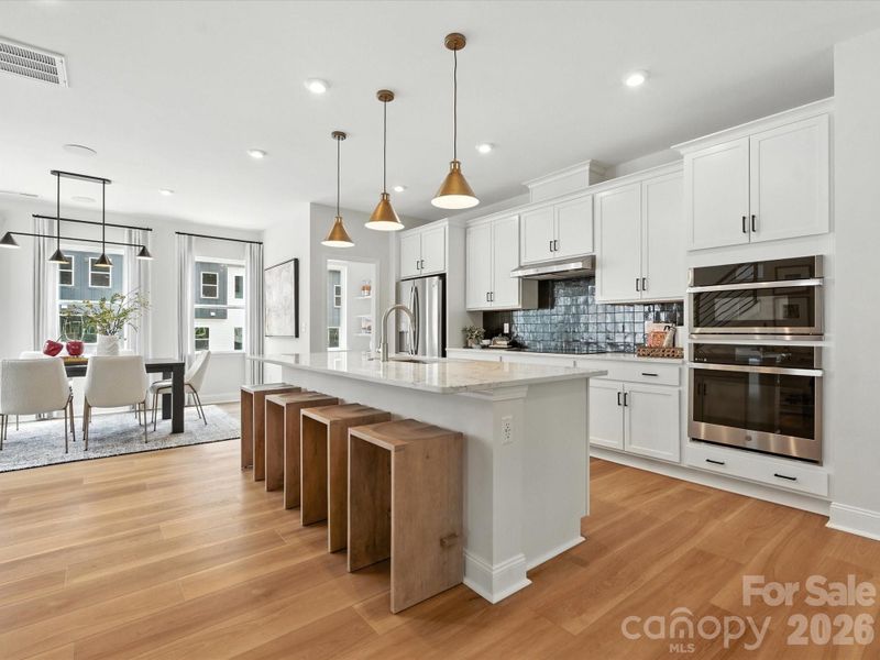 Gourmet Kitchen layout with Direct Vent. *Model Photos | Actual Finishes, Structural Selections, and Orientation May Vary.