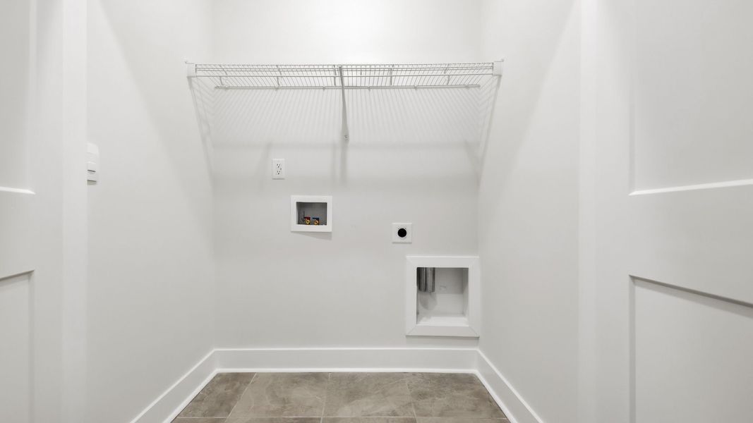 Spacious, unfurnished interior of a new home in Pleasant Grove, Weaverville (Image 25).