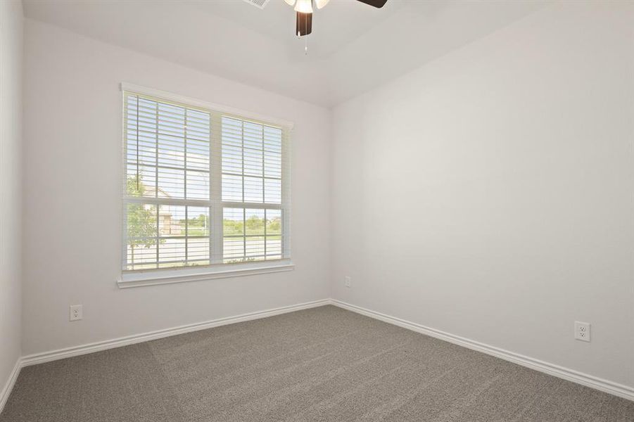 Spacious, unfurnished interior of a new home in Deer Creek, Fort Worth (Image 27).