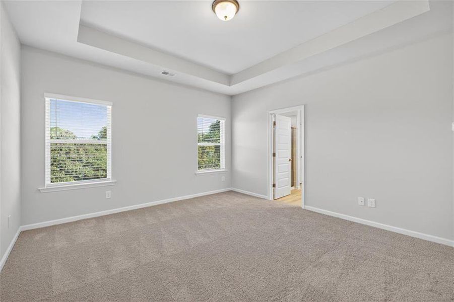 Spacious, unfurnished interior of a new home in Franklin Manor, Lawrenceville (Image 32).