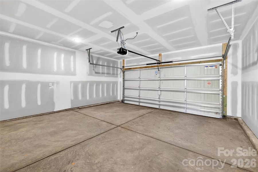 Spacious, unfurnished interior of a new home in , Charlotte (Image 30).