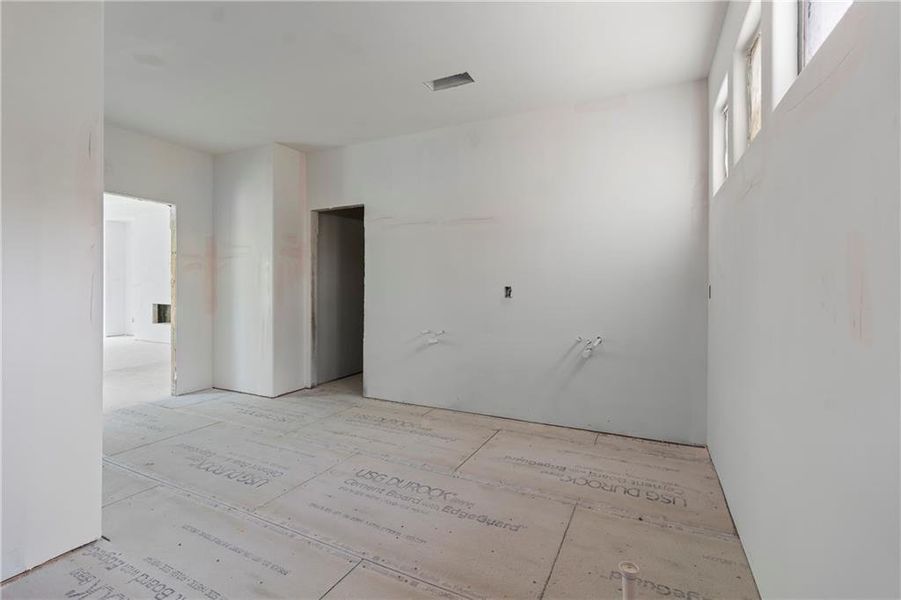 Image 67 of a home in .