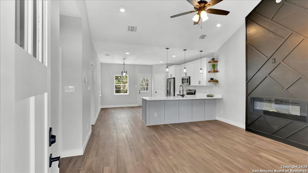 Spacious, unfurnished interior of a new home in , Bandera (Image 14). Spacious, unfurnished interior of a new home in , Bandera (Image 14).