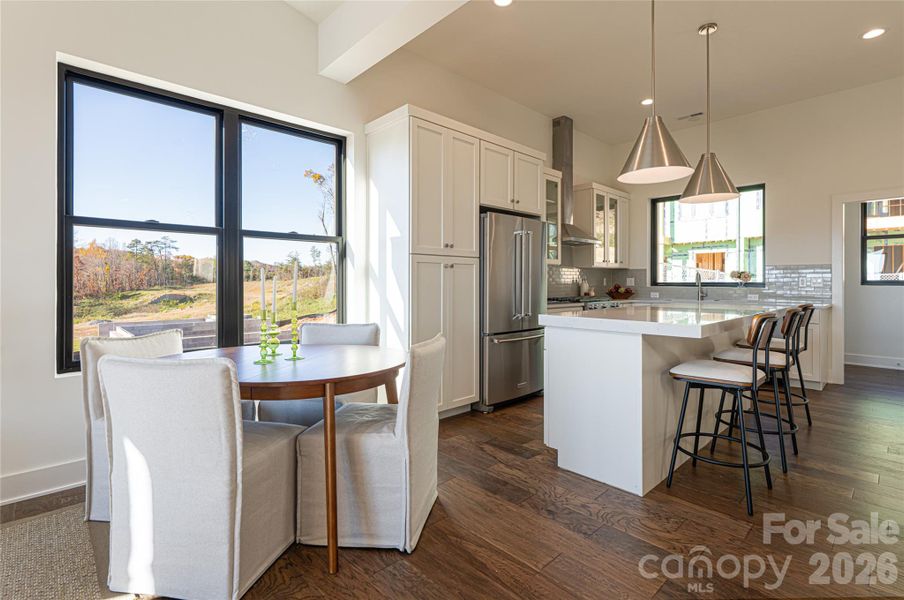 Dining/Kitchen