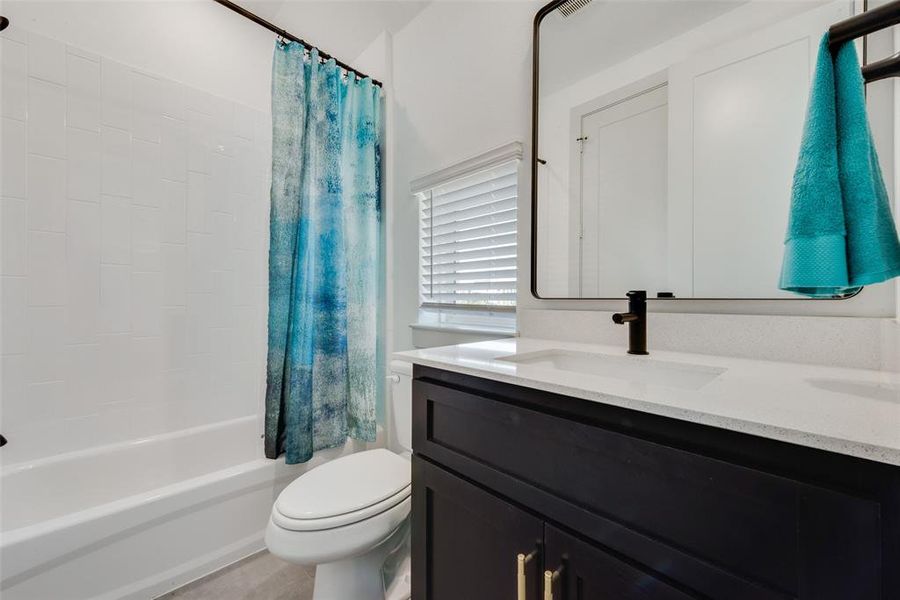 3rd floor ensuite bathroom 3rd floor ensuite bathroom