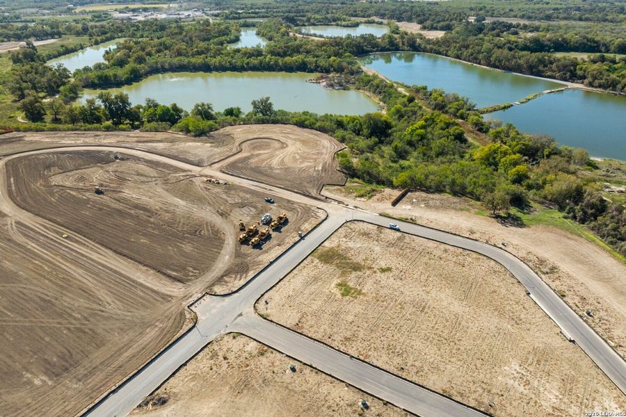 Site preparation for new homesites in Cinco Lakes, San Antonio (Image 19).
