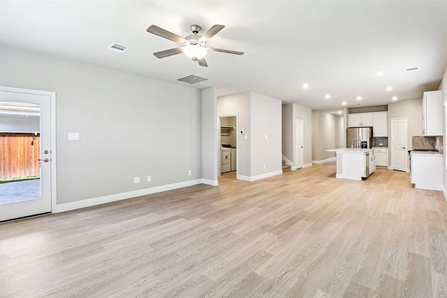 Photo is not of the actual home, but is an inspirational photo of builder’s model home and may depict options, furnishings, and/or decorator features that are not included.