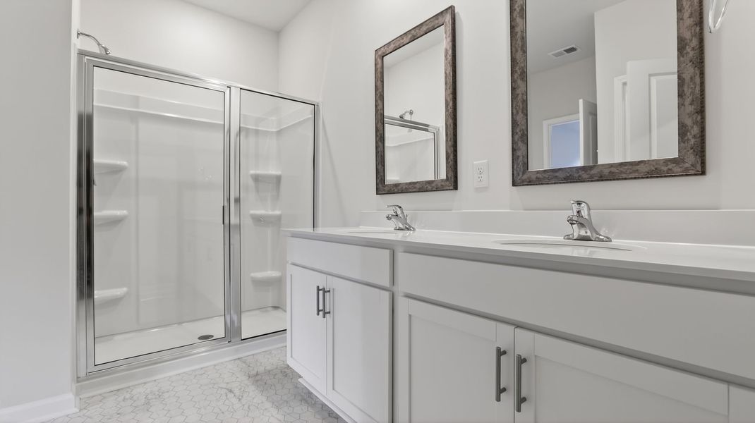 Furnished interior view inside a new home in Hunters Ridge, Woodruff (Image 11).