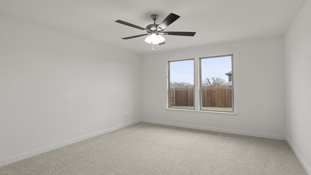 Spacious, unfurnished interior of a new home in Keeneland 40s, Aubrey (Image 25).