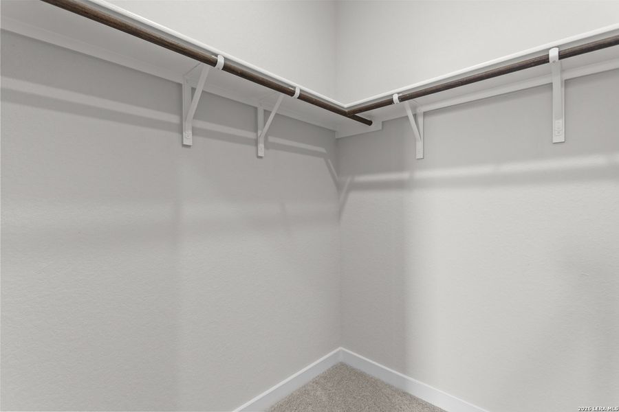 Spacious, unfurnished interior of a new home in Mesa Vista, San Antonio (Image 16).
