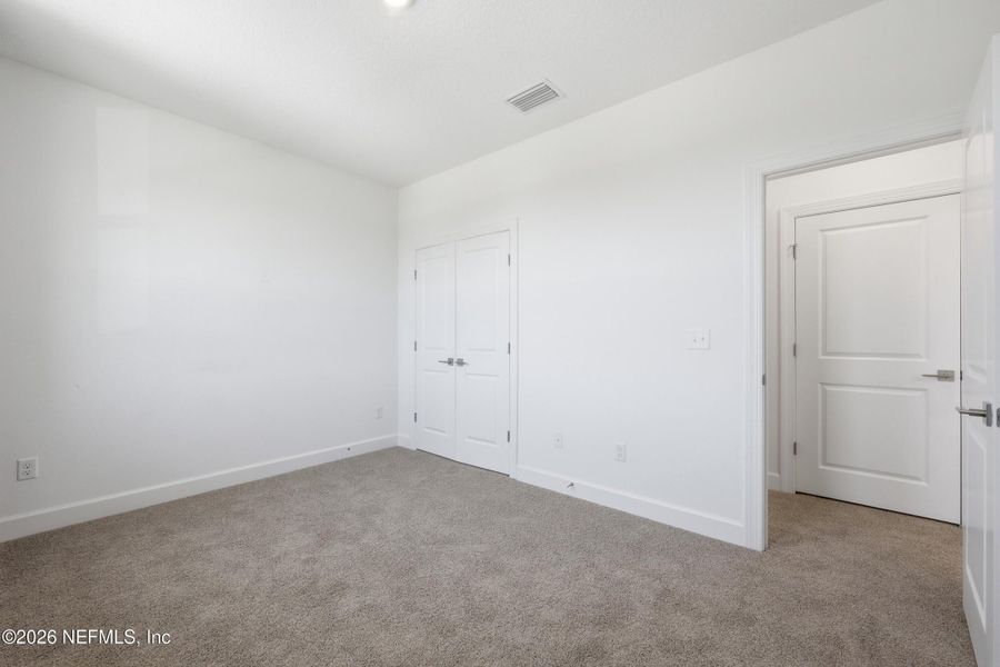 Spacious, unfurnished interior of a new home in Crosswinds 40’, Ponte Vedra (Image 23).