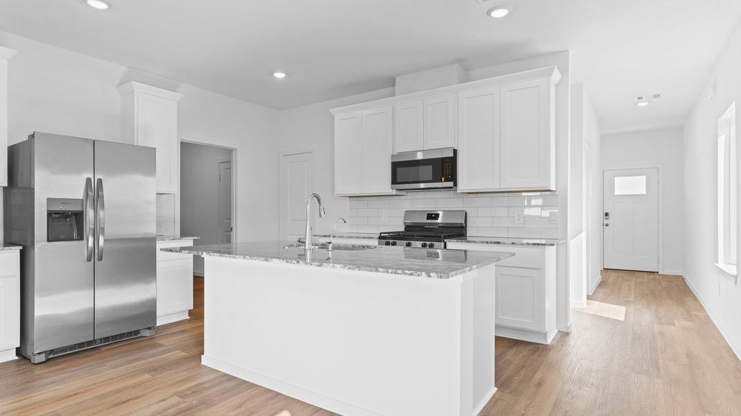 Representative furnished interior of a home built from the Florence by D.R. Horton in Riverwood Ranch, Angleton (Image 4). Representative furnished interior of a home built from the Florence by D.R. Horton in Riverwood Ranch, Angleton (Image 4).