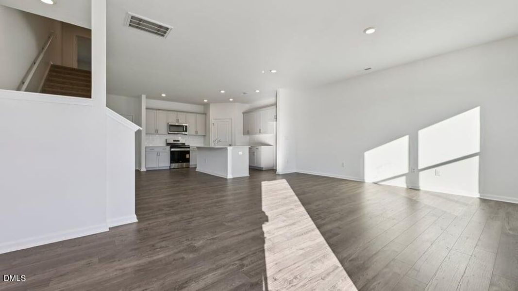 9-custom-Old Tarboro Rd lot 27-S2701-009