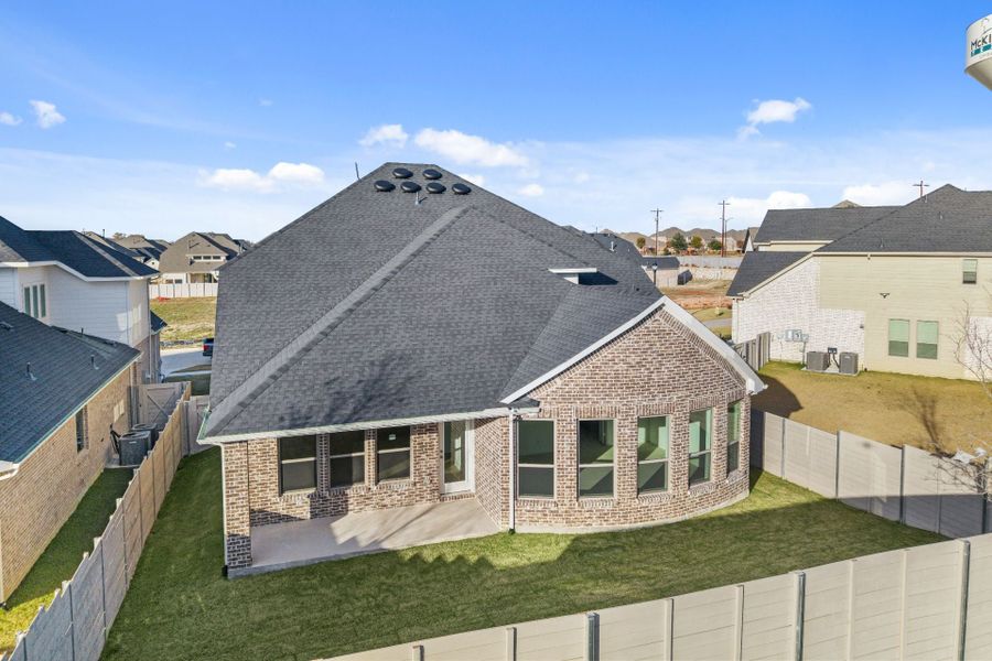 4br New Home in McKinney, TX.  - Slide 4