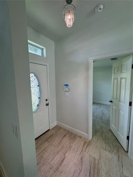 Spacious, unfurnished interior of a new home in , Deltona (Image 28).