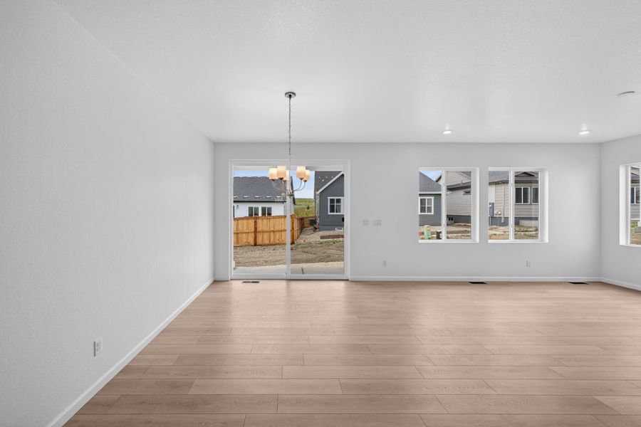 Spacious, unfurnished interior of a new home in Trailstone, Arvada (Image 17).