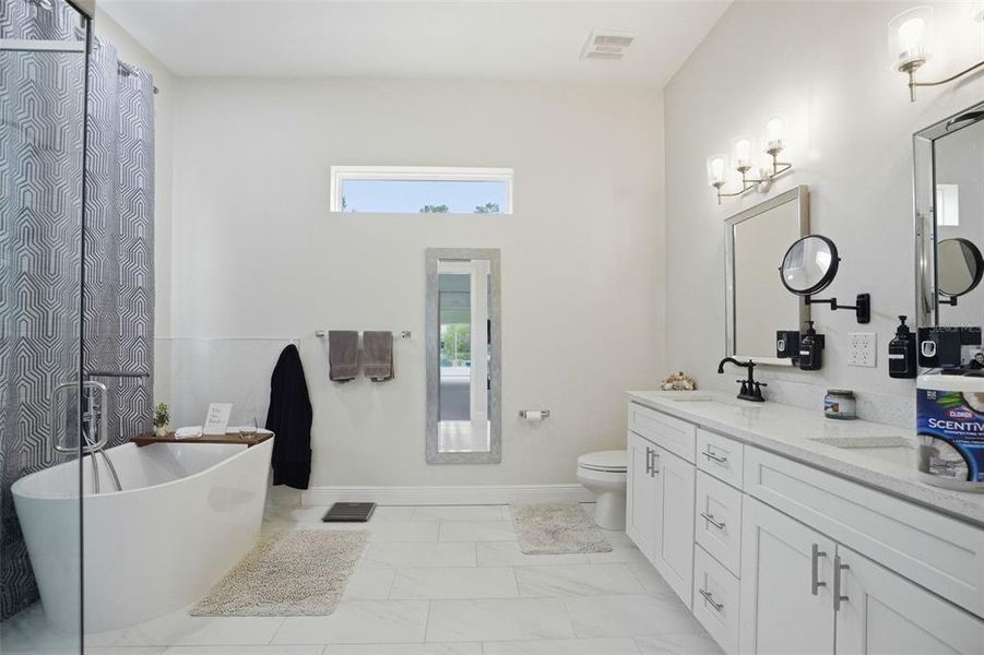 Furnished interior view inside a new home in , Weeki Wachee (Image 12).