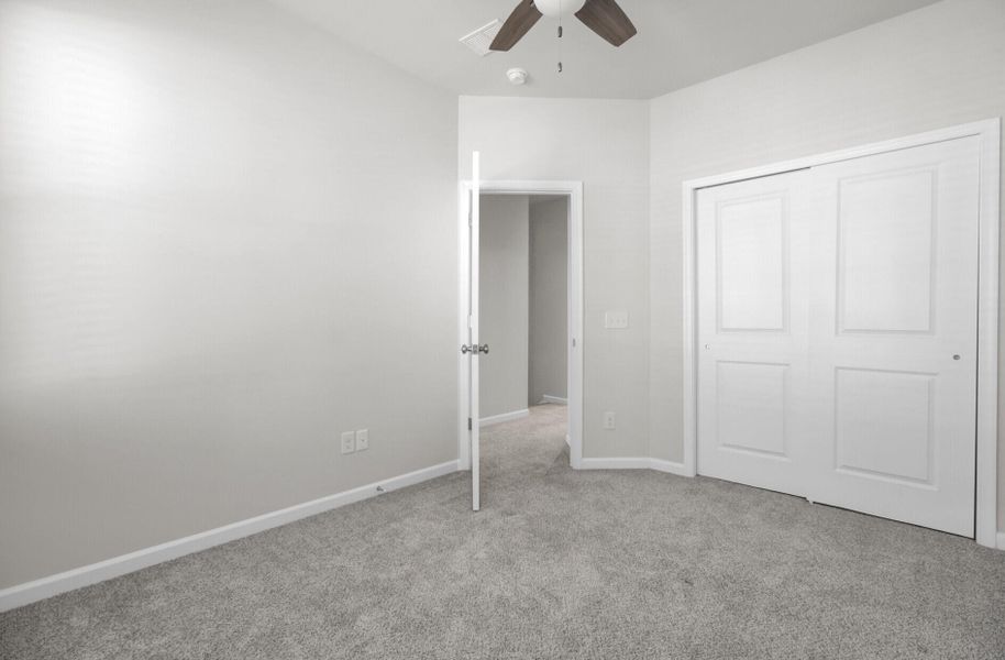 Spacious, unfurnished interior of a new home in , Summerville (Image 47).