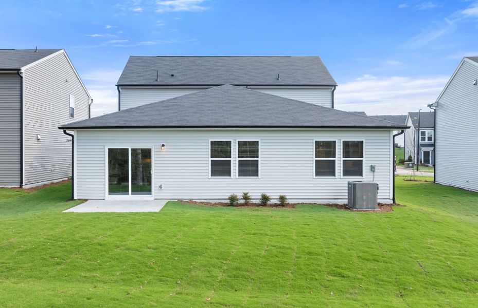 Exterior details and patio area of a home in Carpenter Falls, Durham (Image 3).