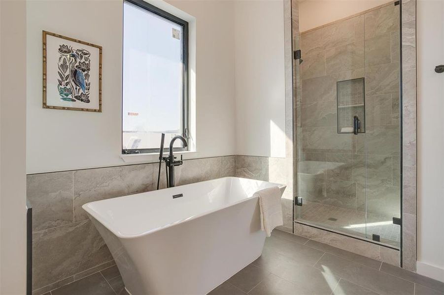 Furnished interior view inside a new home in , Fort Worth (Image 4). Furnished interior view inside a new home in , Fort Worth (Image 4).