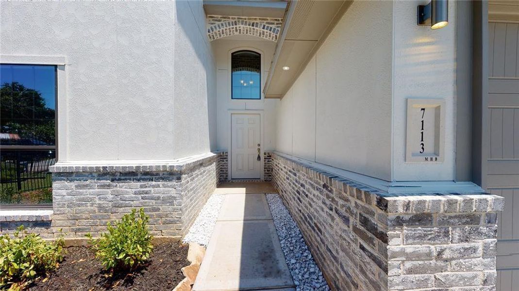Exterior details and patio area of a home in , Houston (Image 3). Exterior details and patio area of a home in , Houston (Image 3).