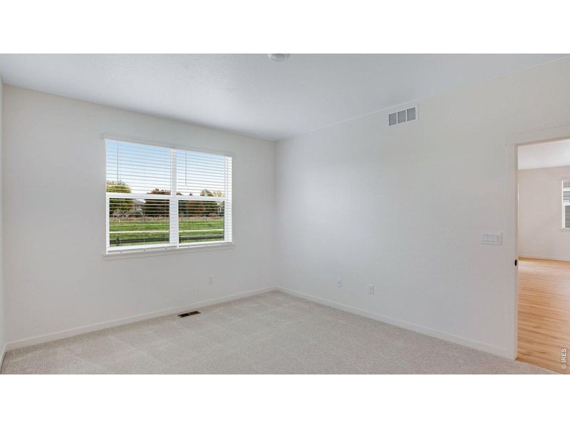 Spacious, unfurnished interior of a new home in Hansen Farm, Fort Collins (Image 20).