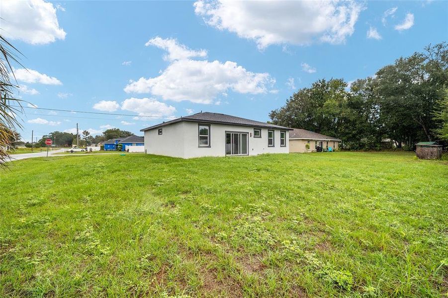 Exterior details and patio area of a home in , Ocala (Image 21). Exterior details and patio area of a home in , Ocala (Image 21).