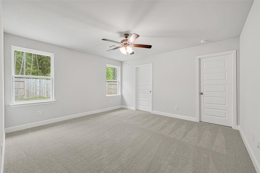 Spacious, unfurnished interior of a new home in Stonebrooke, Conroe (Image 18).